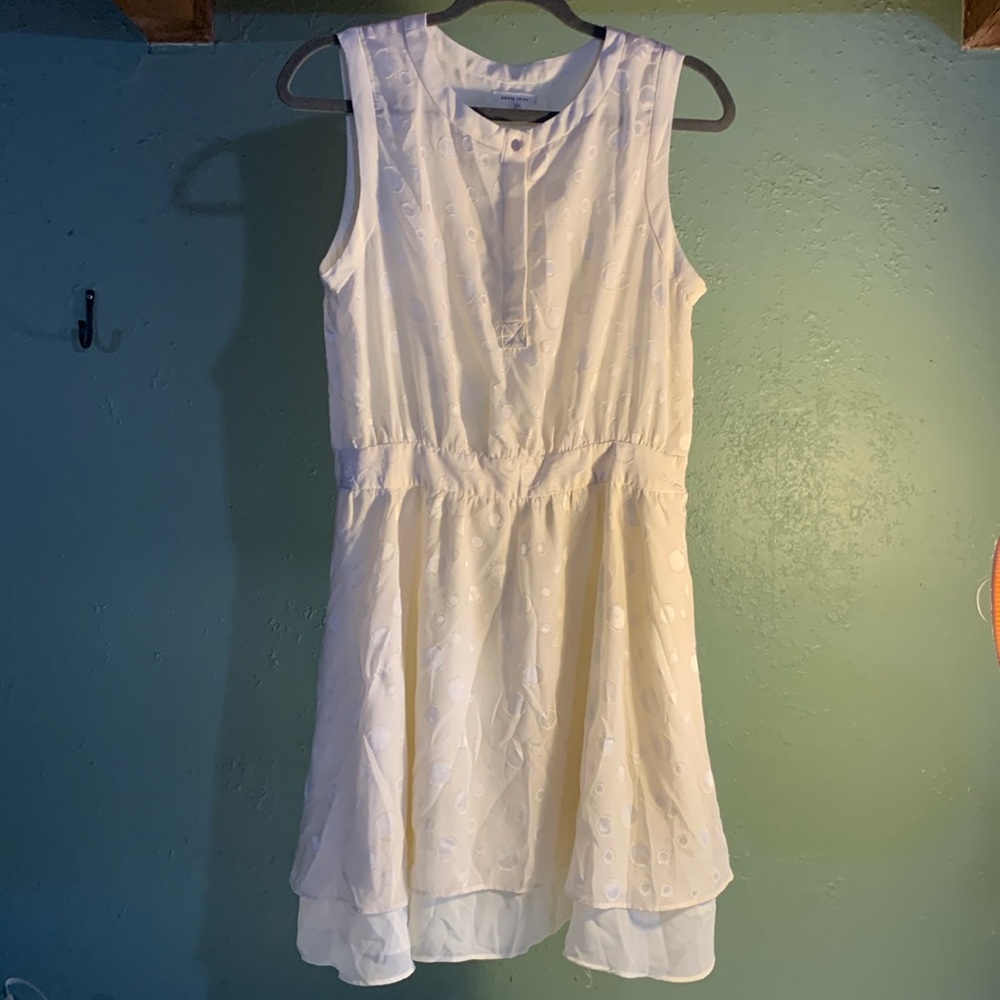 Under skies dress size medium
